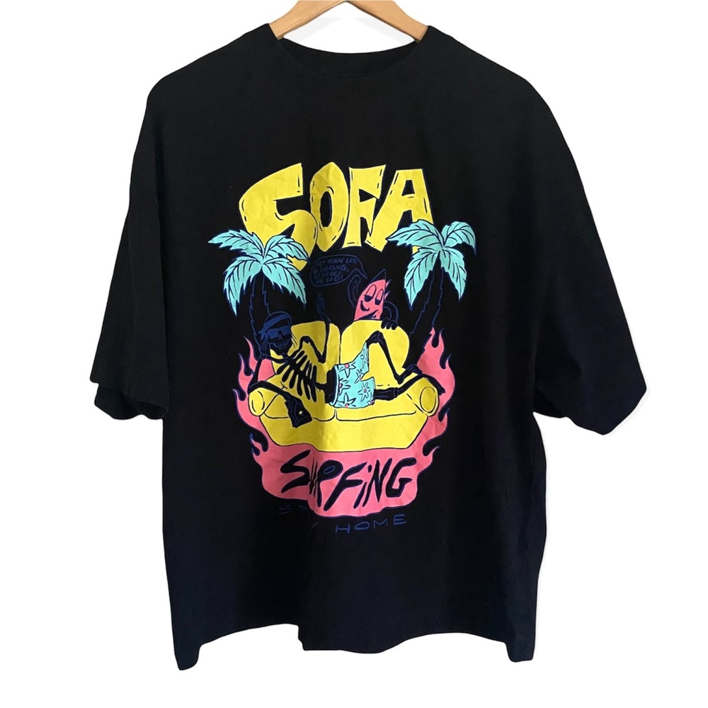 COLLISION Brand Unisex Sofa Surfing, Stay Home Oversized Tee in Black XL